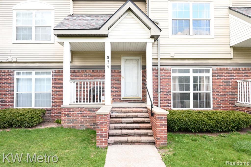 874 Seville Row Unit 123, Detroit, MI 48202 Condo for Rent in
