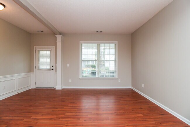 Building Photo - 809 Cataya Cove