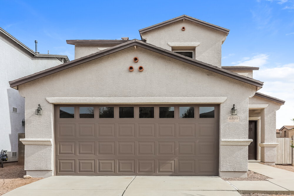 Foto principal - 6809 S Parliament Dr