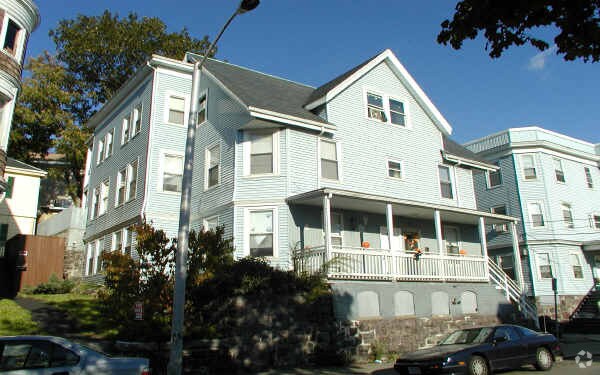 Foto del edificio - 25 Rogers Ave