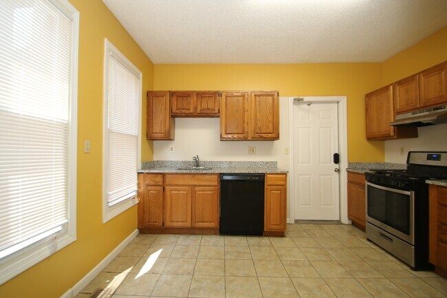 Foto del edificio - 324 Winthrop Ave