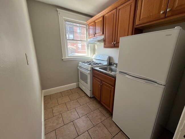 Photo - 119 Lewis St Apartment