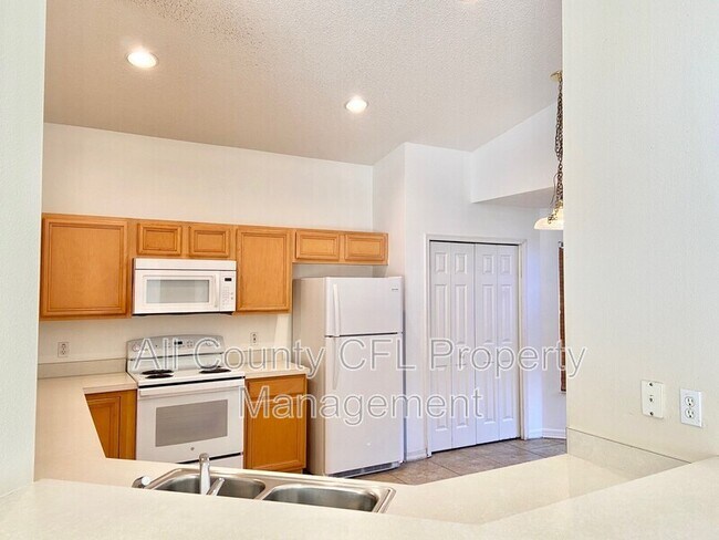 Foto del edificio - 623 Hardwood Cir