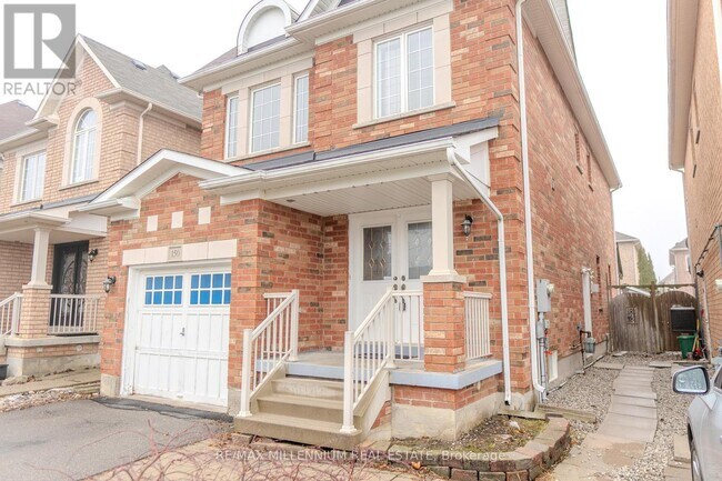 Building Photo - 150 Ozner Crescent