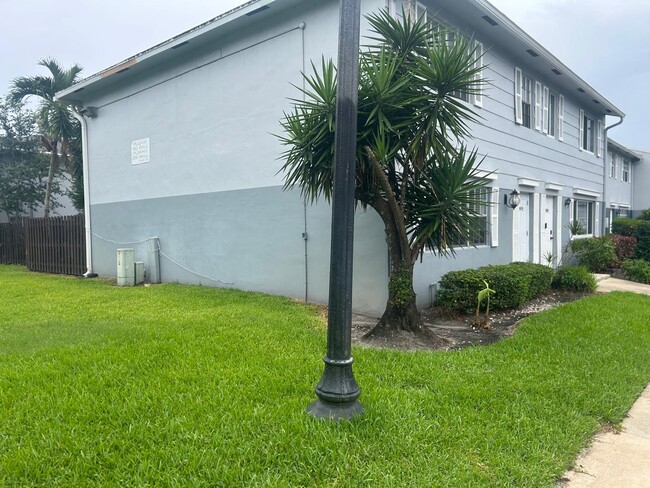 Building Photo - 1774 SW 81st Ln