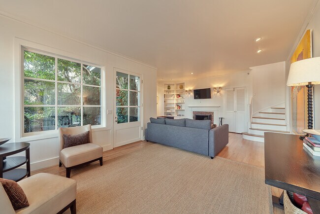 Foto del edificio - 763 Bay St