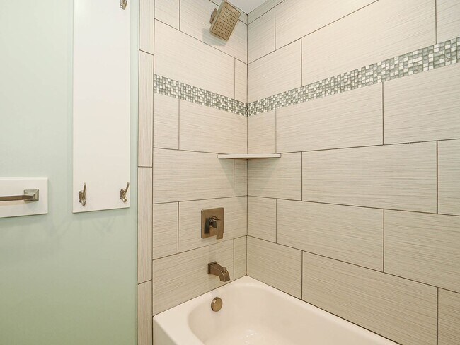 Foto del edificio - American Fork 6 bedroom, 3 bathroom home