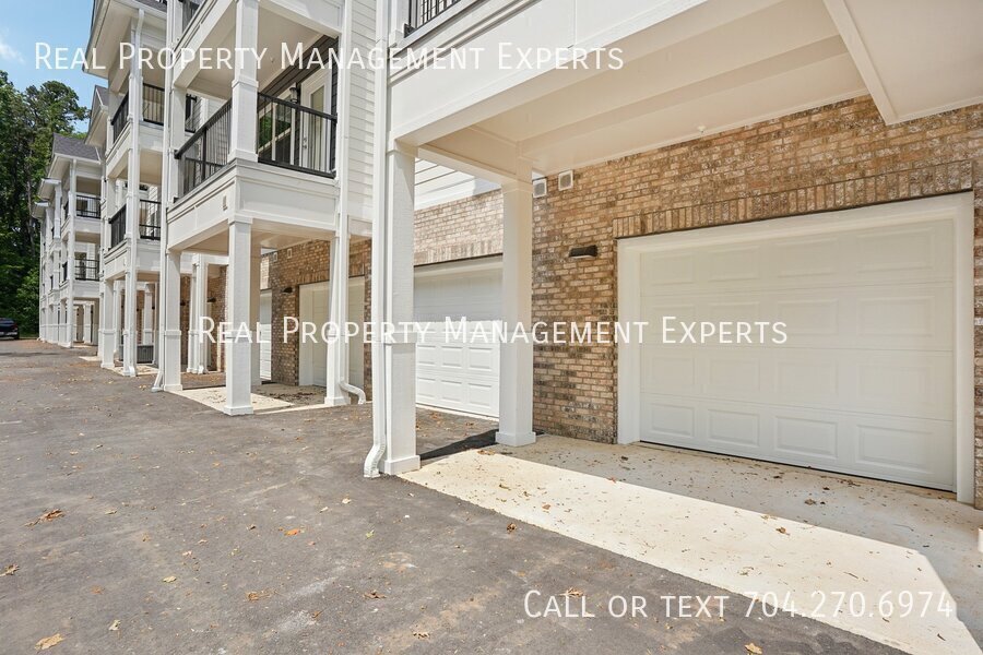 Foto del edificio - 14801 Statesville Rd