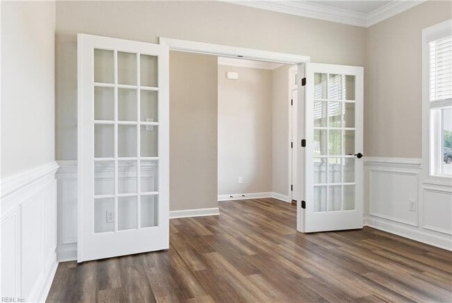 Foto del edificio - 5055 Mineral Spring Rd