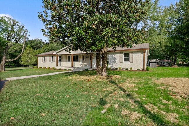 Building Photo - 460 Hilltop Trail