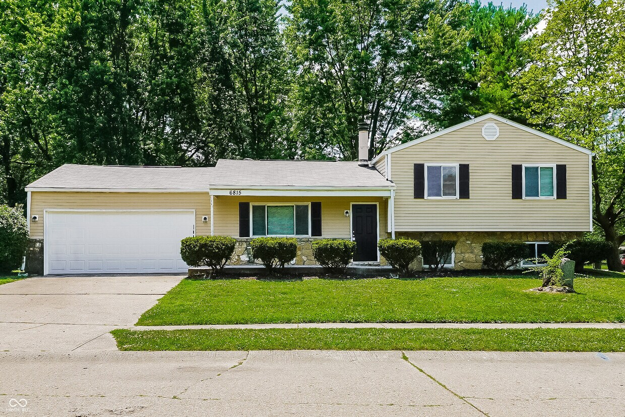 Primary Photo - 6815 Turnberry Way
