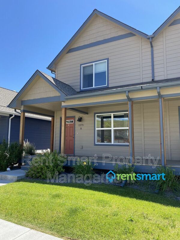 Primary Photo - 1275 Village Way