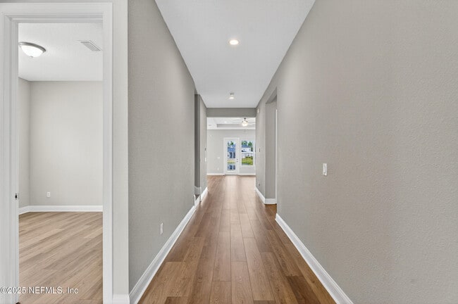 Building Photo - 105 Wye Rd