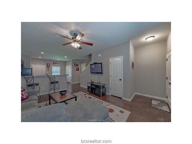 Building Photo - 129 Watson St