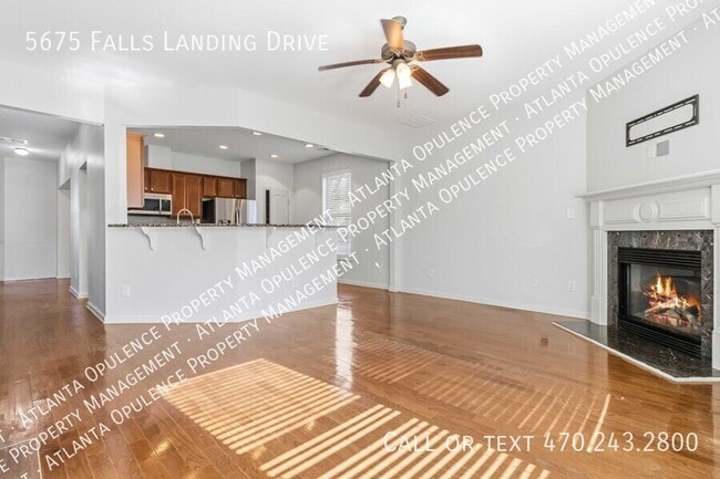 Foto del edificio - 5675 Falls Landing Dr
