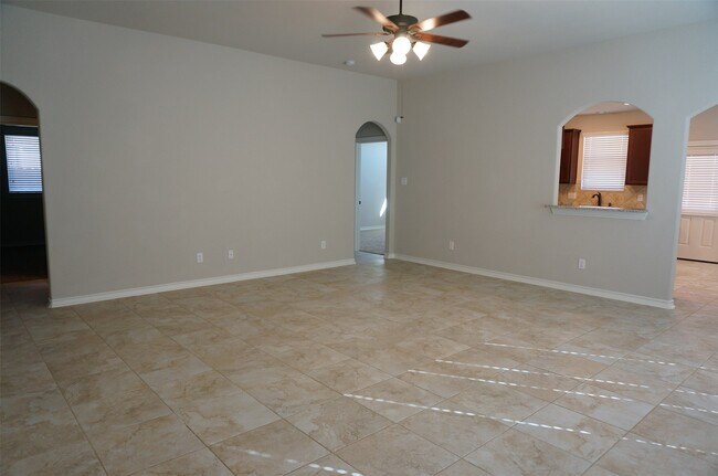 Building Photo - 3539 Christopher Dr
