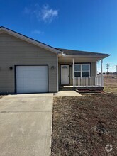 Building Photo - 2135 Killdeer Ct