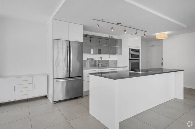 Building Photo - 4250 N Marine Dr
