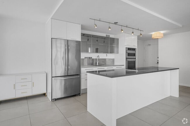 Building Photo - 4250 N Marine Dr