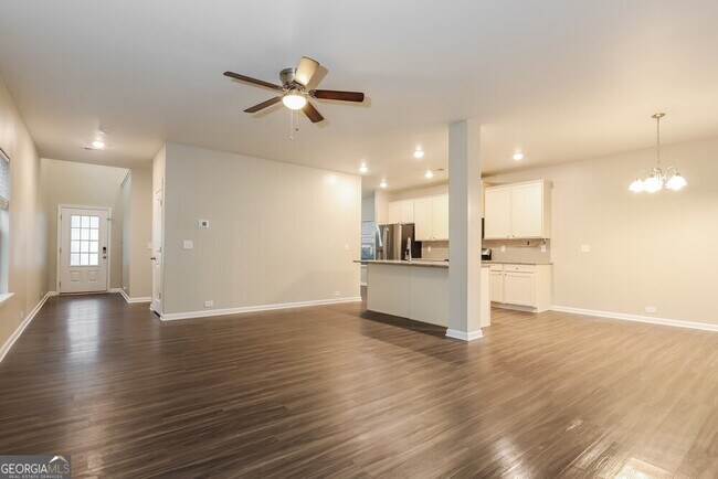 Foto del edificio - 3949 Lake Manor Way