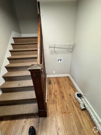 Building Photo - 510 Ellicott St
