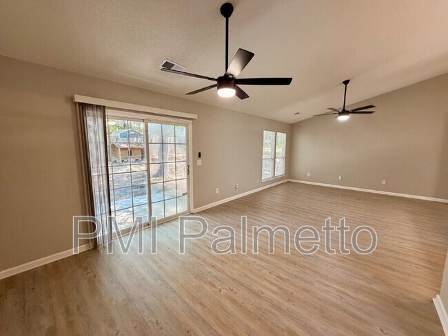 Foto del edificio - 22 Sweet Thorne Cir