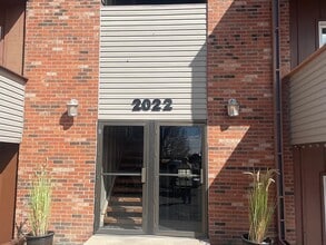 Building Photo - 2022 28th Ave