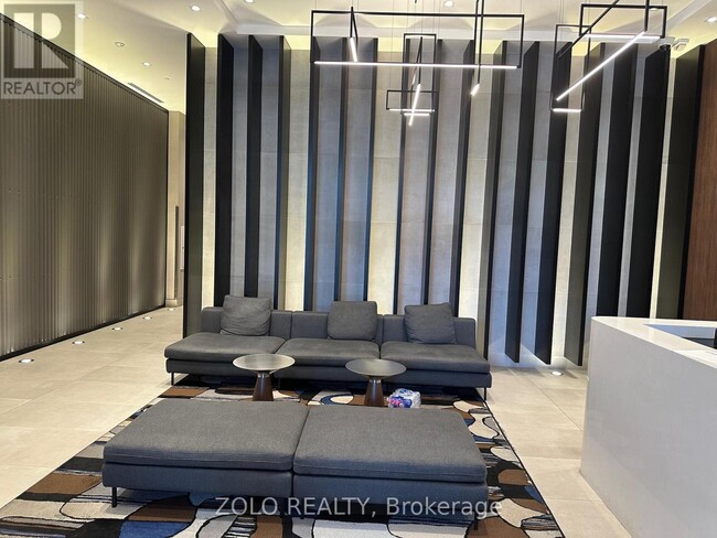 Building Photo - 212 King William St