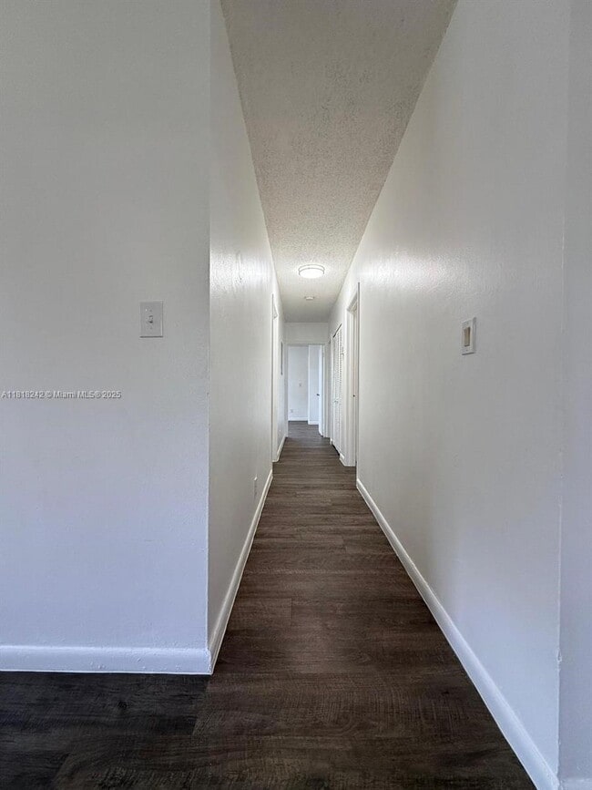 Building Photo - 10875 NW 45th St