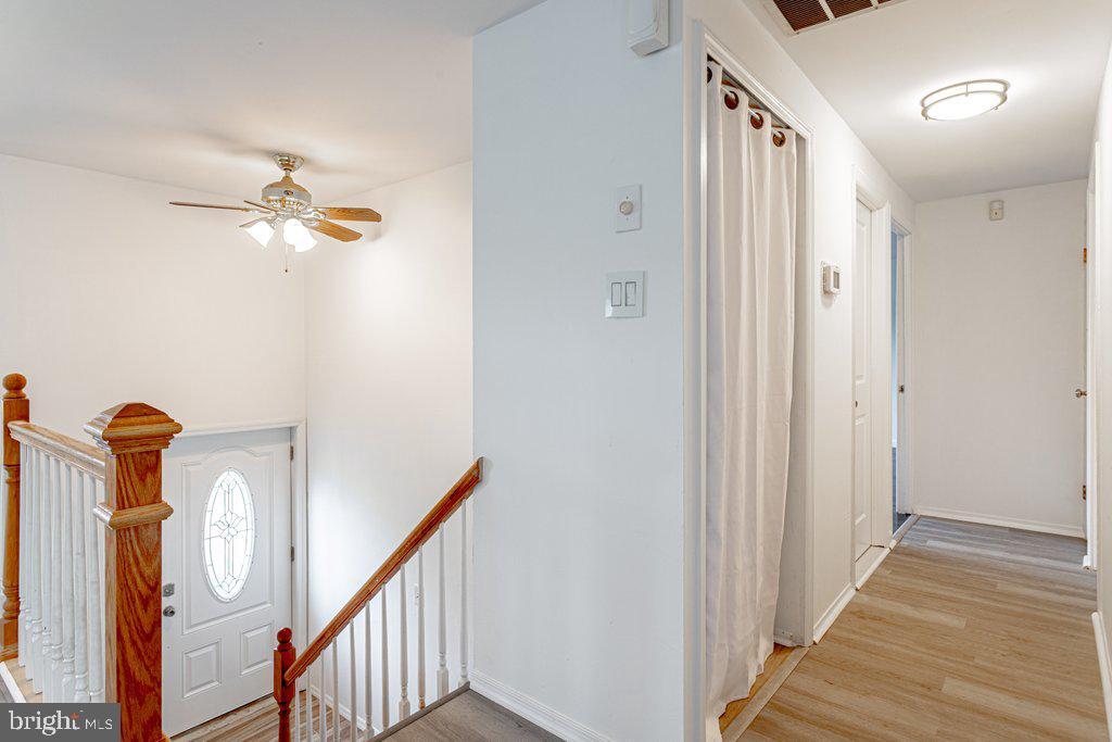 Primary Photo - 11 Ebbtide Ln