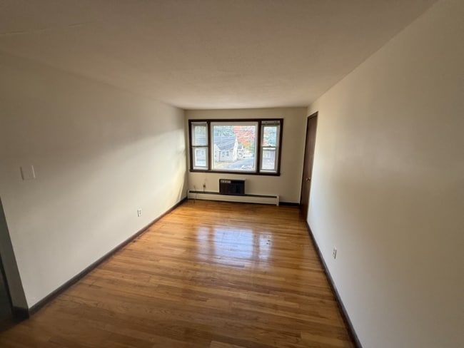 Foto del edificio - 372 Park St