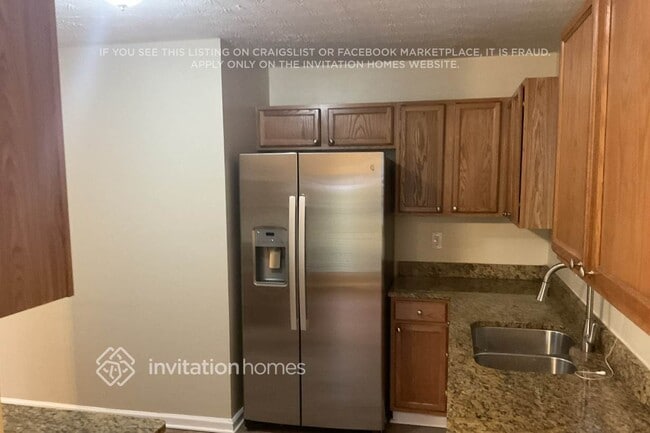 Foto del edificio - 715 Carlton Pointe Way