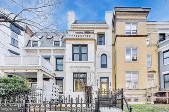 Building Photo - 1444 Harvard St NW