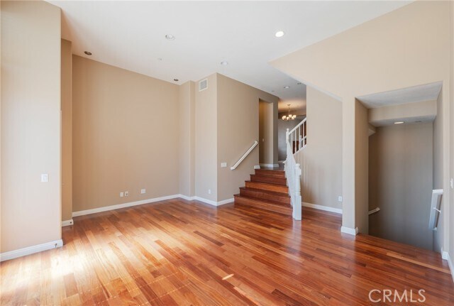 Building Photo - 5402 W 149th Pl