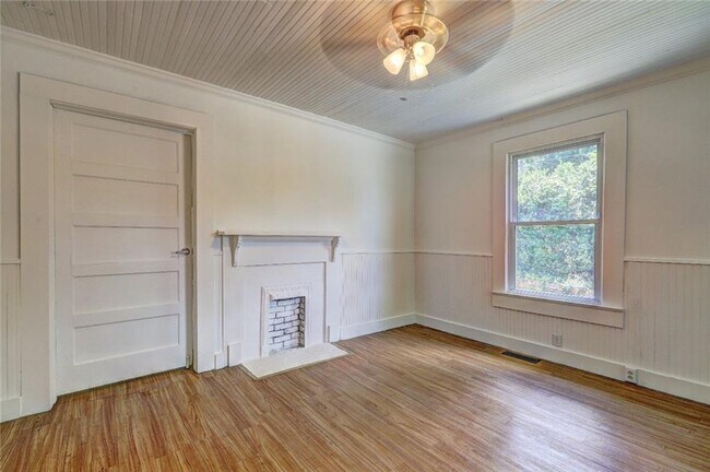 Foto del edificio - 294 Madison St