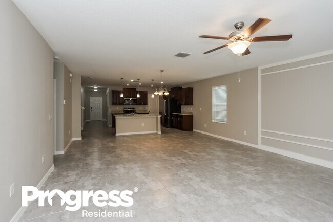 Building Photo - 1222 Oak Pond St