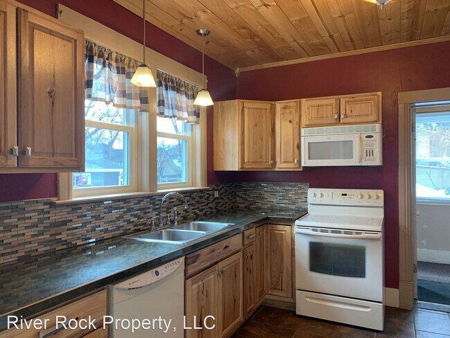 Foto del edificio - 4 br, 2 bath House - 1342 3rd Ave S