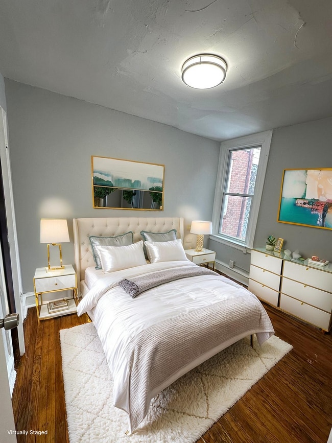 Building Photo - 2037 Bellevue St