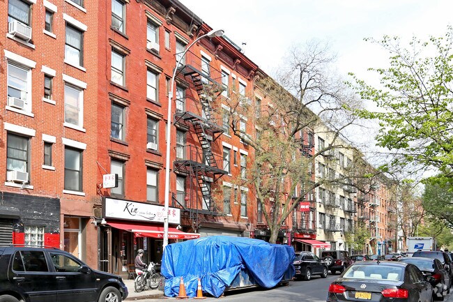 Building Photo - 509 E Sixth St