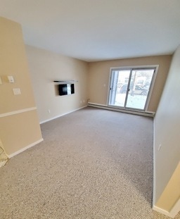 Building Photo - 5328 54 St