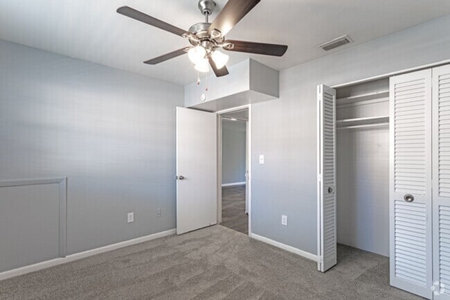 Interior Photo - Heritage at Temple Terrace - One of a kind...