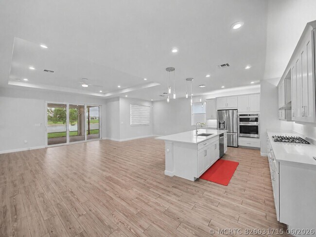 Foto del edificio - 9856 SW Isabelline Dr