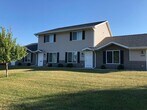 Foto principal - 825 Parker Blvd