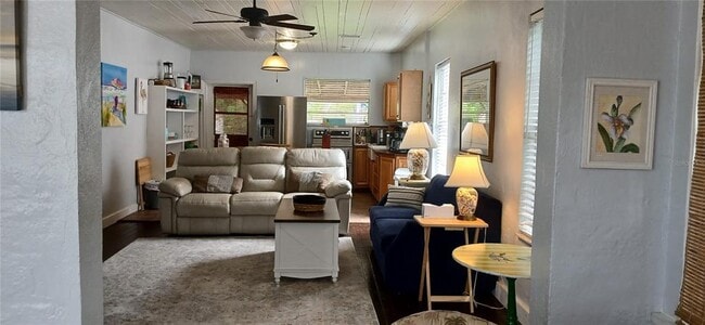 Foto del edificio - 1209 Bay Palm Blvd