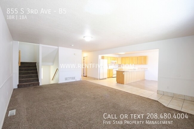 Foto del edificio - 855 S 3rd Ave