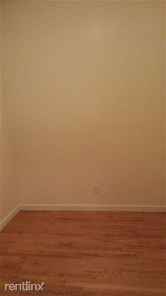 Building Photo - 217 W 108th St