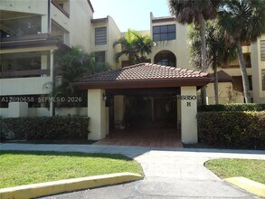 Building Photo - 8850 SW 123rd Ct