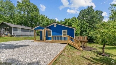 Building Photo - 1580 Jones Ln