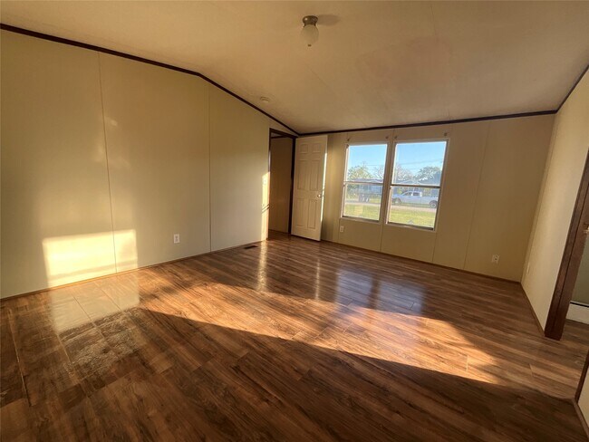 Foto del edificio - 133 Country Oaks St