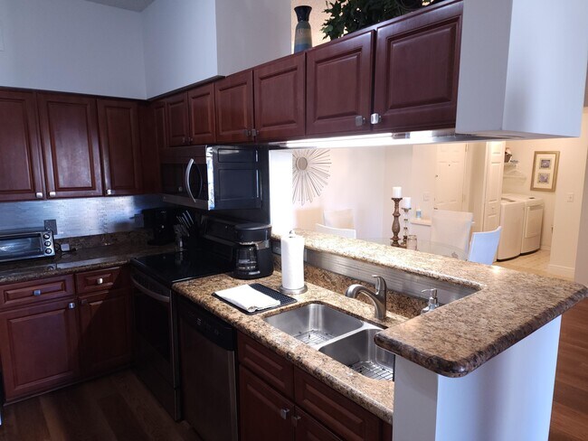 Building Photo - 1410 Tuscany Way